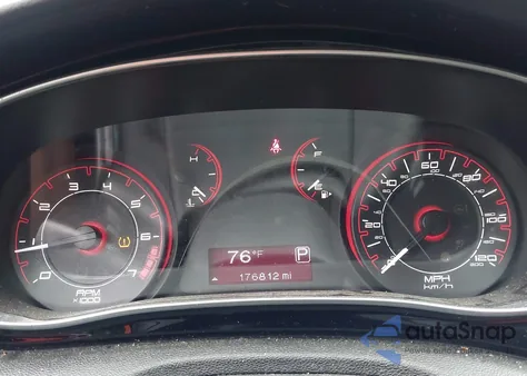 2013 Dodge Dart Sxt z USA, uszkodzony, nr VIN 1C3CDFBA2DD322149